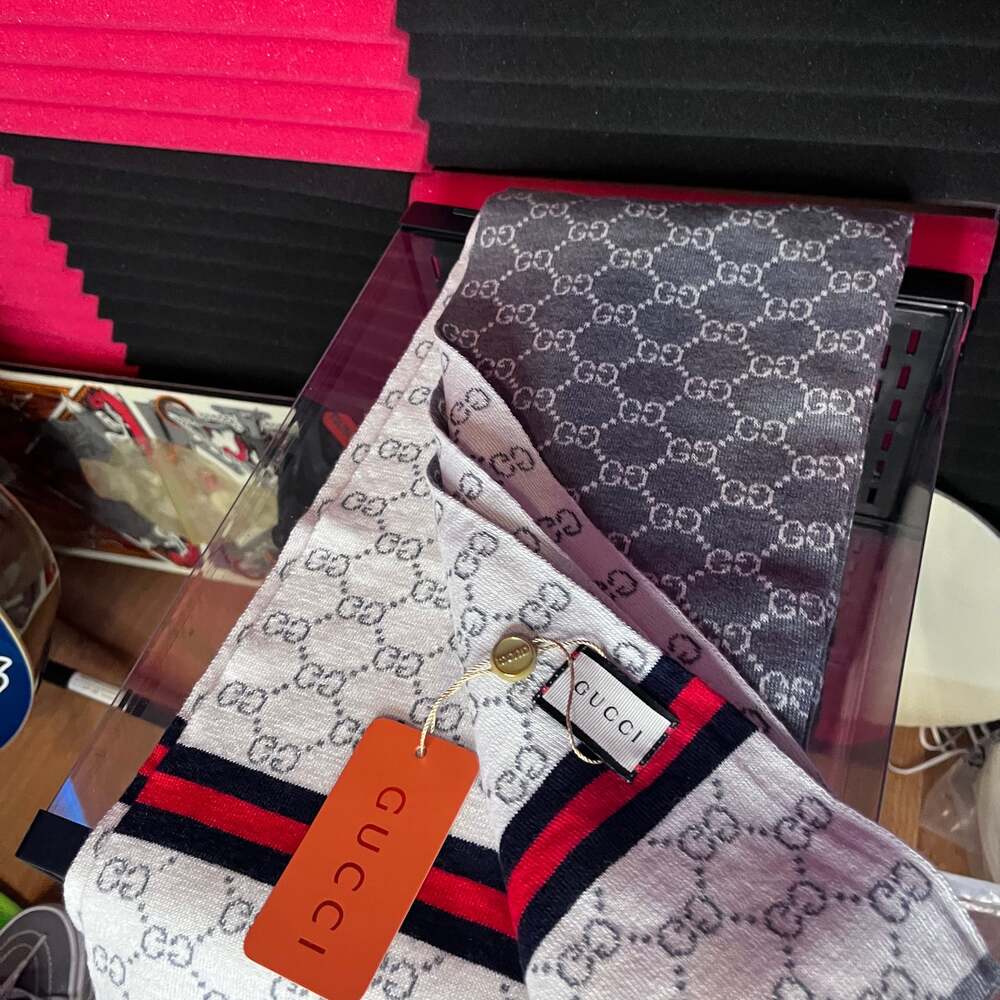 Gucci GG Pattern Wool Scarf Grey